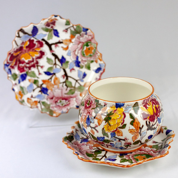 Handpainted Porcelaine de Gien Peonies Plates and Bowl by Faïencerie de Gien